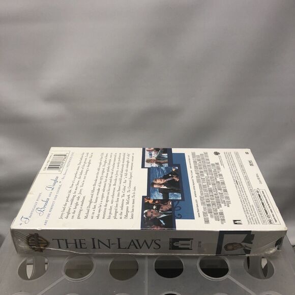 The In-Laws VHS Movie Warner Bros Albert Brooks Michael Douglas New Sealed - Picture 6 of 10